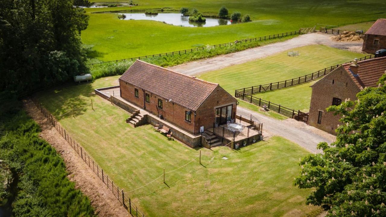 Вилла The Stables Вудхолл Спа Экстерьер фото